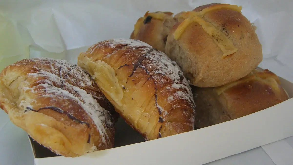 Asian Bakery bakes